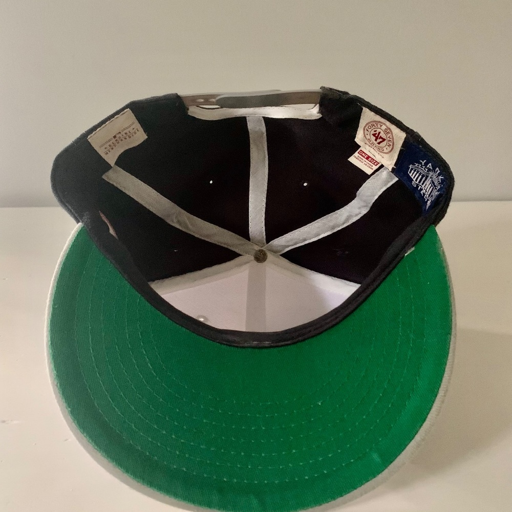 New York Yankees Vintage Snapback - Picture 6 of 6